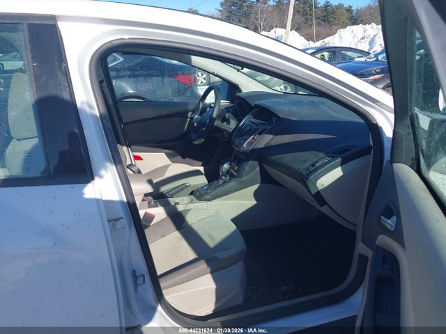 2014 FORD FOCUS 1FADP3F20EL188425 Photo 4