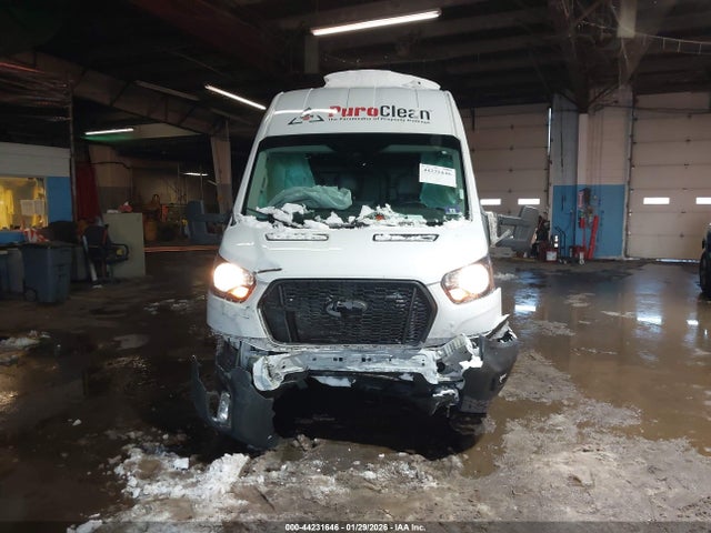 Продаж на аукціоні авто 2022 Ford Transit-250 Cargo Van, vin: 1FTBR3X86NKA68973, номер лоту: 44231646