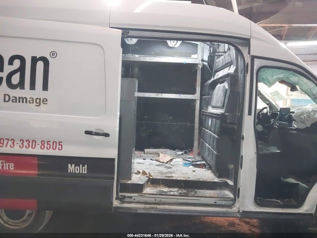 Продаж на аукціоні авто 2022 Ford Transit-250 Cargo Van, vin: 1FTBR3X86NKA68973, номер лоту: 44231646