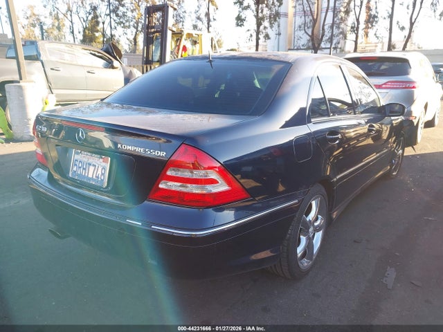 Продаж на аукціоні авто 2005 Mercedes-benz C 230 Kompressor Sport, vin: WDBRF40JX5F652987, номер лоту: 44231666