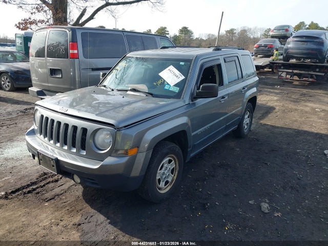 2014 Jeep Patriot Sport მანქანა იყიდება აუქციონზე, vin: 1C4NJRBB8ED595864, აუქციონის ნომერი: 44231683
