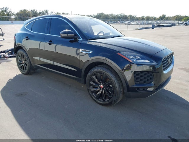 2018 JAGUAR E-PACE SADFP2FX4J1Z14371 Photo 0