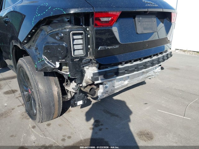 2018 JAGUAR E-PACE SADFP2FX4J1Z14371 Photo 5