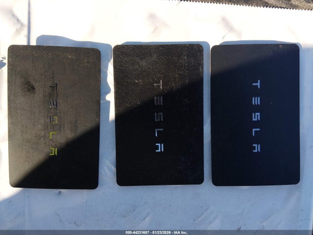 2019 TESLA MODEL 3 5YJ3E1EB3KF510801 Photo 10