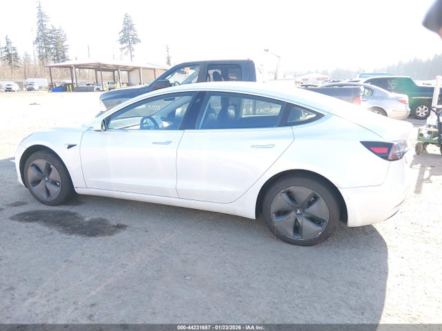 5YJ3E1EB3KF510801 Tesla Model 3 Long Range/performance