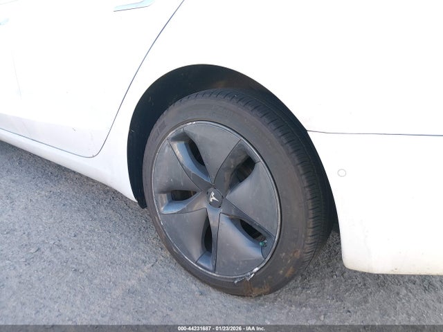 2019 TESLA MODEL 3 5YJ3E1EB3KF510801 Photo 5