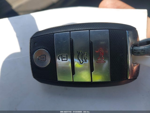KIA OPTIMA HYBRID 2016 KNAGM4AD9G5095793 Image 11