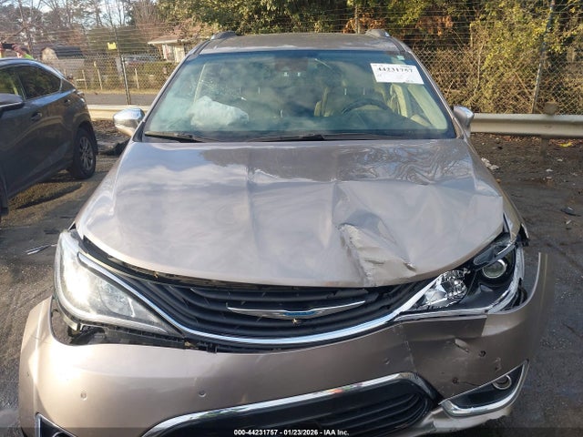 Aukcja sprzedaży 2018 Chrysler Pacifica Hybrid Limited, vin: 2C4RC1N73JR213140, numer aukcji: 44231757