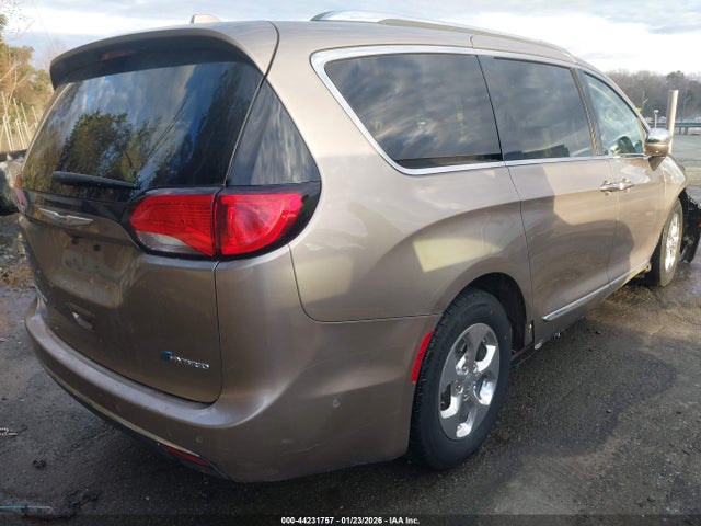 Aukcja sprzedaży 2018 Chrysler Pacifica Hybrid Limited, vin: 2C4RC1N73JR213140, numer aukcji: 44231757