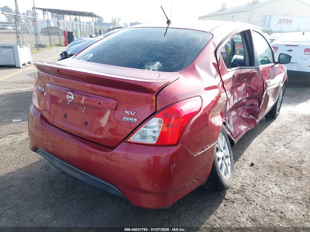 3N1CN7AP2JL880161 Nissan Versa 1.6 Sv
