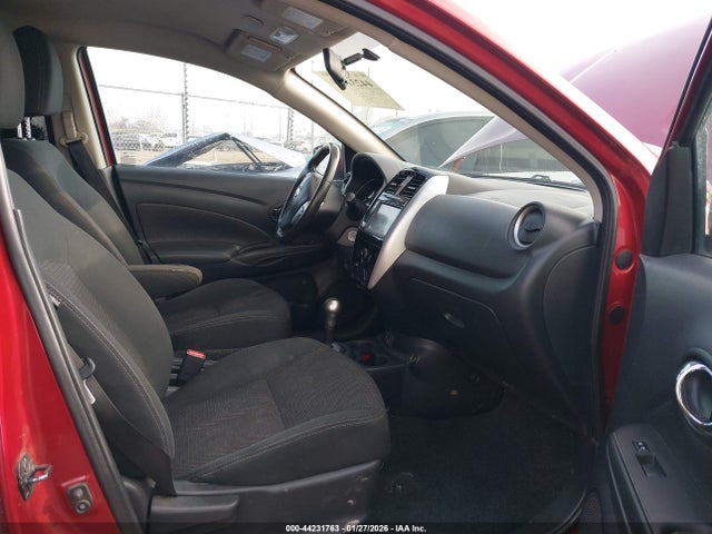 3N1CN7AP2JL880161 Nissan Versa 1.6 Sv