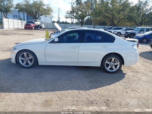 Aukcja sprzedaży 2014 Bmw 328i, vin: WBA3C1C59EK107042, numer aukcji: 44231795