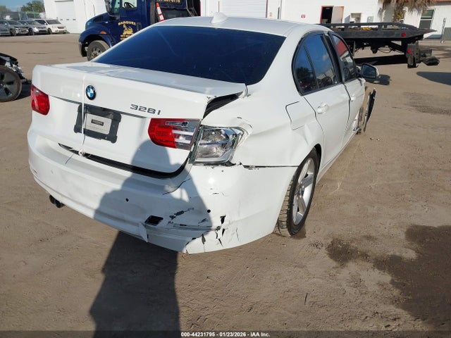 Aukcja sprzedaży 2014 Bmw 328i, vin: WBA3C1C59EK107042, numer aukcji: 44231795