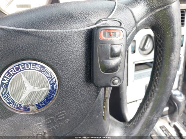 2004 Mercedes-benz Slk 230 Kompressor მანქანა იყიდება აუქციონზე, vin: WDBKK49F64F299674, აუქციონის ნომერი: 44231835