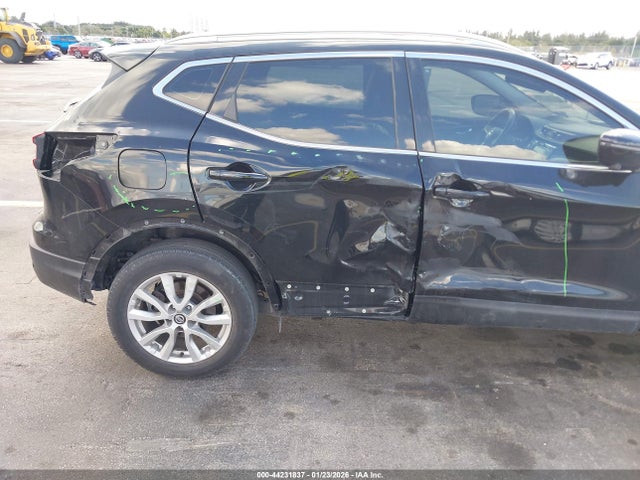 2021 NISSAN ROGUE SPORT JN1BJ1BVXMW566936 Photo 5
