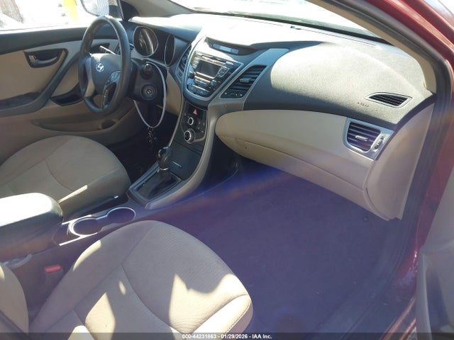 44231863 :رقم المزاد ، 5NPDH4AE6GH752665 vin ، 2016 Hyundai Elantra Se مزاد بيع