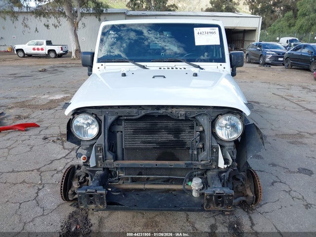 1C4HJWDG2JL919671 Jeep Wrangler Jk Unlimited Sport S 4x4