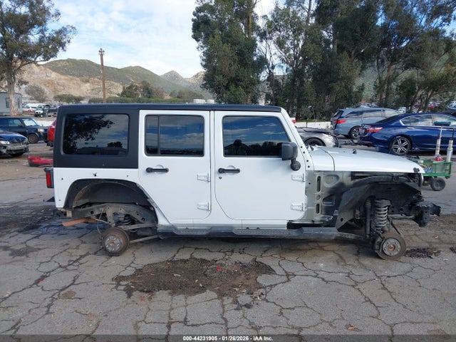 1C4HJWDG2JL919671 Jeep Wrangler Jk Unlimited Sport S 4x4