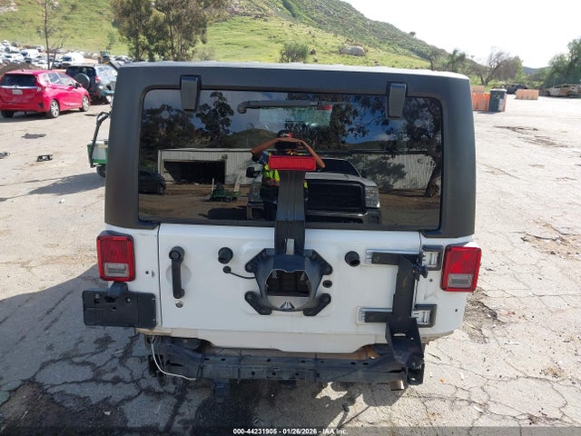 1C4HJWDG2JL919671 Jeep Wrangler Jk Unlimited Sport S 4x4