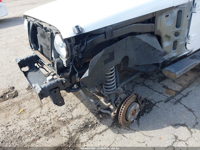 1C4HJWDG2JL919671 Jeep Wrangler Jk Unlimited Sport S 4x4