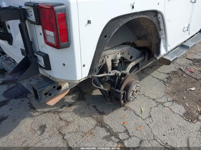 1C4HJWDG2JL919671 Jeep Wrangler Jk Unlimited Sport S 4x4
