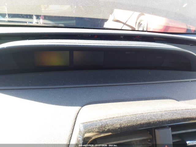 Toyota Prius Two 2016 JTDKBRFU0G3010196 Image 7