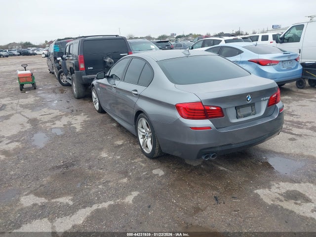 2014 BMW 535D WBAXA5C5XED689655 Photo 2