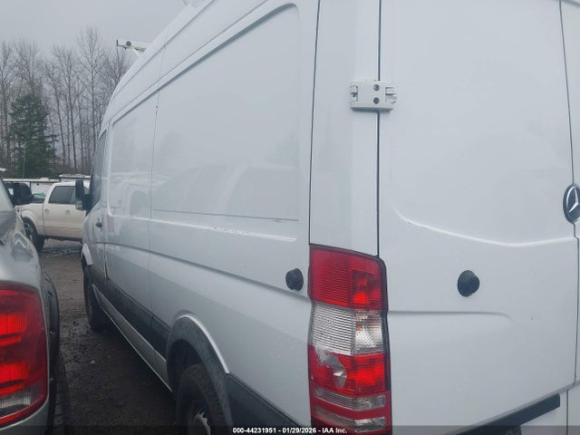 Mercedes-Benz Sprinter 2500 Normal Roof 2016 WD3PE7DD7GP224092 Image 15