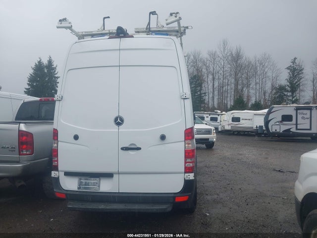 Mercedes-Benz Sprinter 2500 Normal Roof 2016 WD3PE7DD7GP224092 Image 17