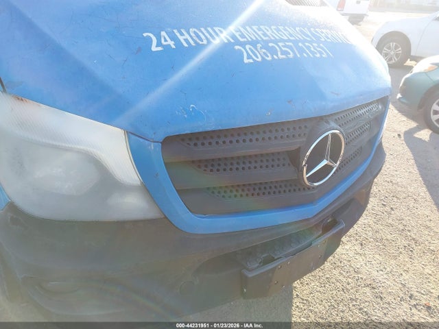 Mercedes-Benz Sprinter 2500 Normal Roof 2016 WD3PE7DD7GP224092 Image 18
