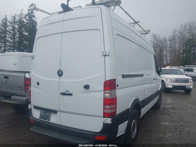 Mercedes-Benz Sprinter 2500 Normal Roof 2016 WD3PE7DD7GP224092 Image 4