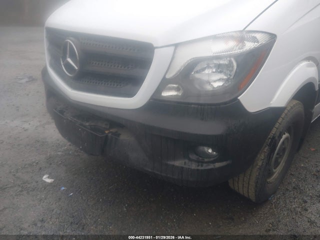 Mercedes-Benz Sprinter 2500 Normal Roof 2016 WD3PE7DD7GP224092 Image 6