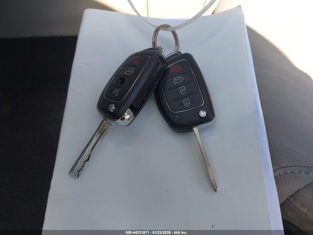 5NPE24AF1FH254404 Hyundai SONATA SE