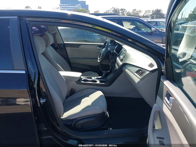 5NPE24AF1FH254404 Hyundai SONATA SE