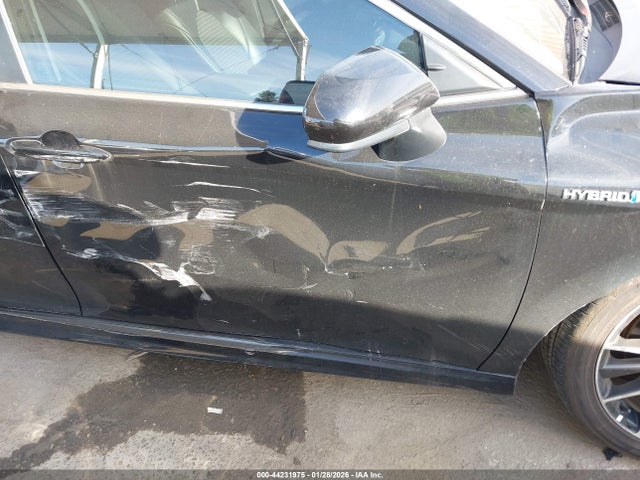 4T1G31AK8MU027002 Toyota Camry Se Hybrid