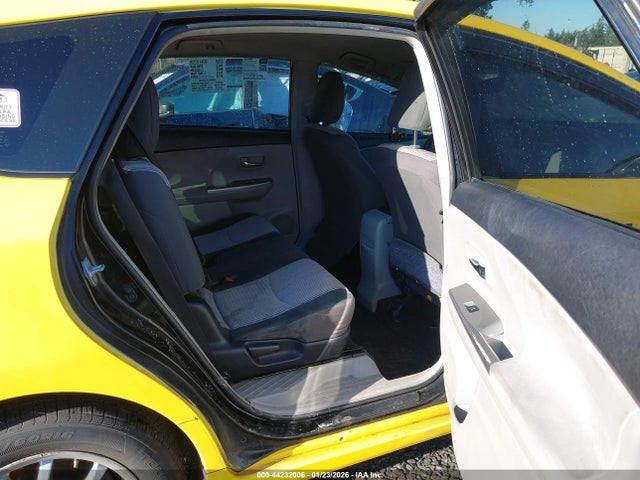 JTDZN3EU3HJ059099 Toyota Prius V Two