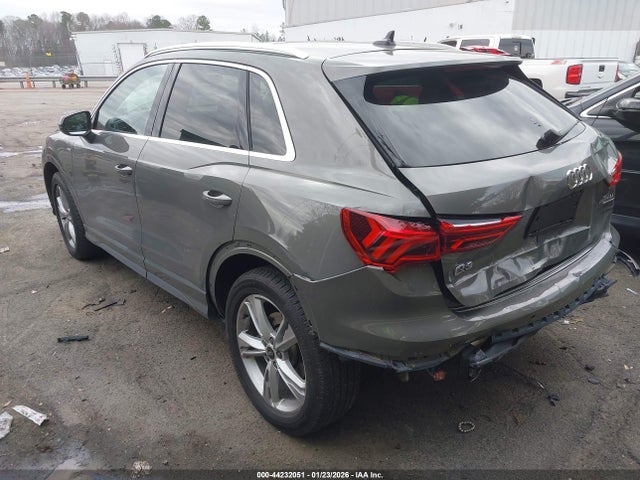 2022 AUDI Q3 WA1EECF38N1141730 Photo 2
