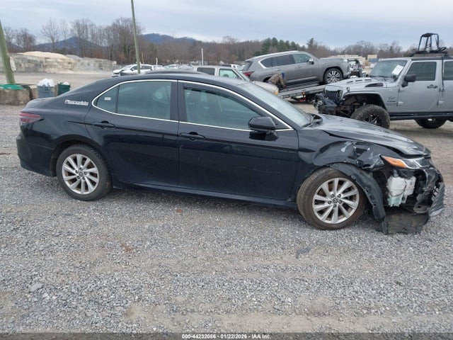 Toyota CAMRY LE 2022 4T1C11AK2NU691270 Image 13