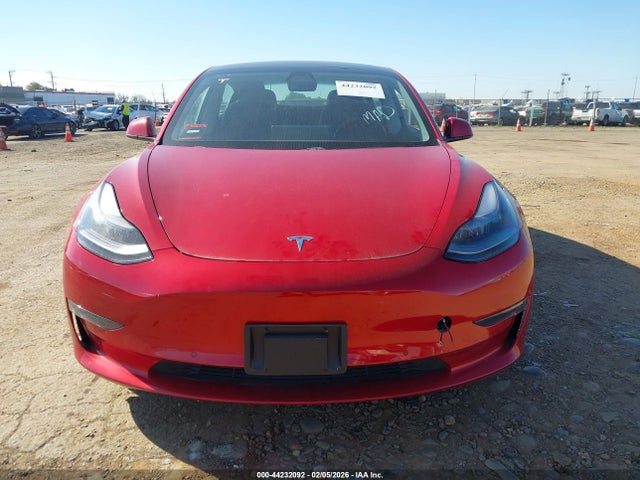 2021 Tesla Model 3 Long Range Dual Motor All-wheel Drive მანქანა იყიდება აუქციონზე, vin: 5YJ3E1EB4MF980354, აუქციონის ნომერი: 44232092