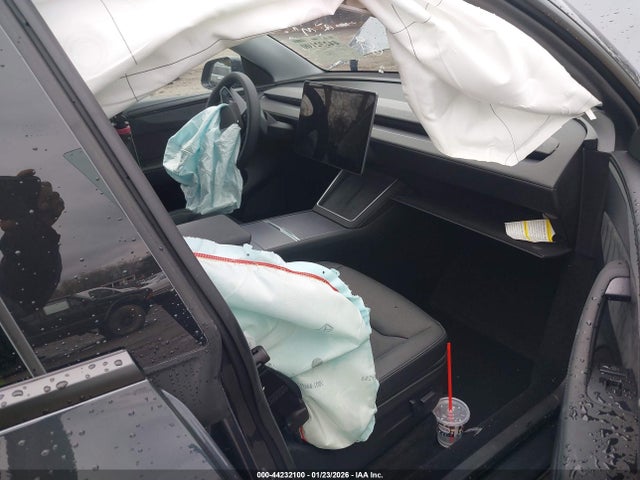 7SAYGDED9TA417432 Tesla Model Y