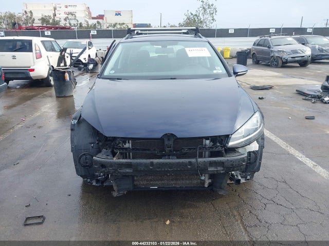 3VWY57AU7KM501740 Volkswagen Golf Sportwagen 1.4t S/1.4t Se