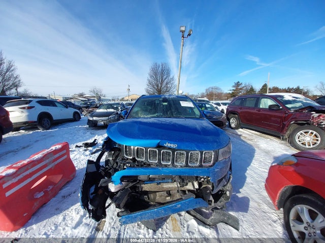 2020 Jeep Compass Latitude Fwd მანქანა იყიდება აუქციონზე, vin: 3C4NJCBB0LT253166, აუქციონის ნომერი: 44232129