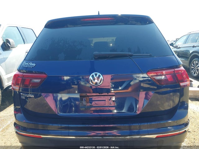 44232135 :رقم المزاد ، 3VV3B7AX5MM099673 vin ، 2021 Volkswagen Tiguan 2.0t Se/2.0t Se R-line Black/2.0t Sel مزاد بيع