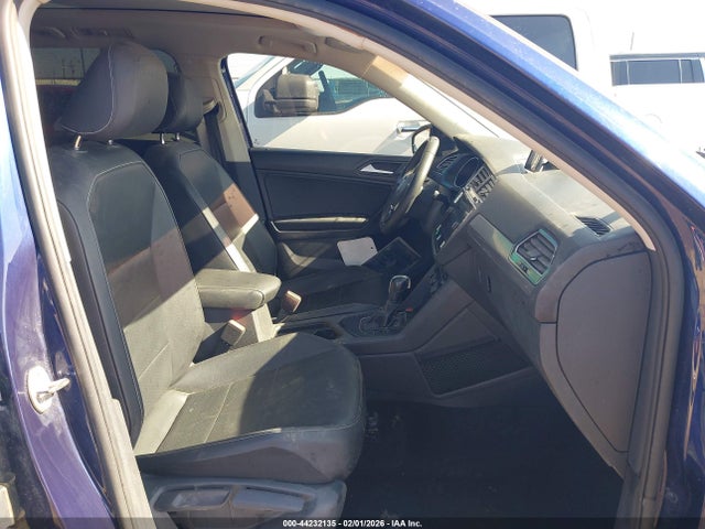 2021 VOLKSWAGEN TIGUAN 3VV3B7AX5MM099673 Photo 4