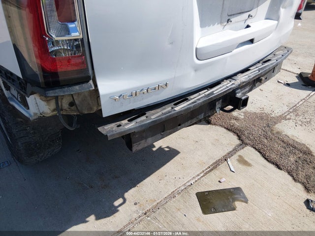 1GKS1AKC9GR245750 GMC YUKON SLE