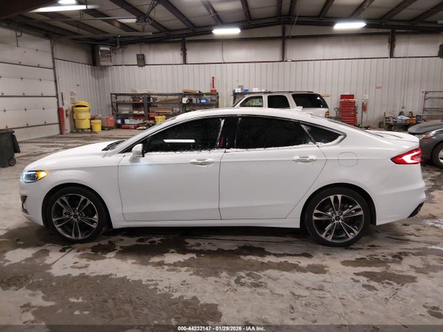 3FA6P0D95KR207684 Ford Fusion Titanium