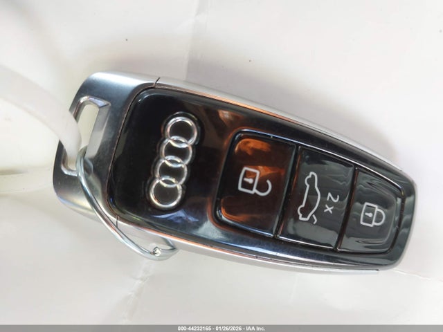 2023 AUDI A6 WAUE3BF25PN073988 Photo 10