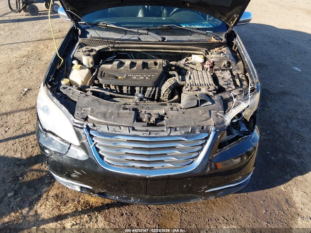 44232167 :رقم المزاد ، 1C3CCBCB7CN267838 vin ، 2012 Chrysler 200 Limited مزاد بيع