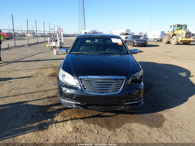 44232167 :رقم المزاد ، 1C3CCBCB7CN267838 vin ، 2012 Chrysler 200 Limited مزاد بيع