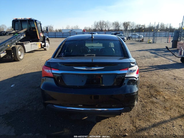 44232167 :رقم المزاد ، 1C3CCBCB7CN267838 vin ، 2012 Chrysler 200 Limited مزاد بيع